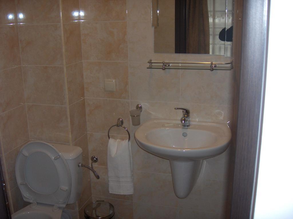 Krasteva House Hotel Berkovica Szoba fotó